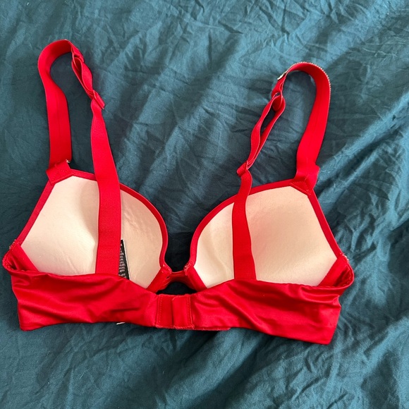 Victoria’s secret push up shine strap bra - Picture 3 of 6